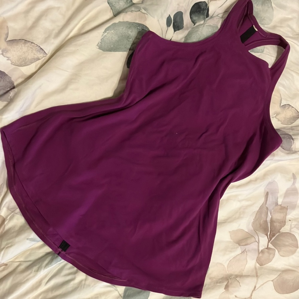 Plum lululemon racer back size 8/10